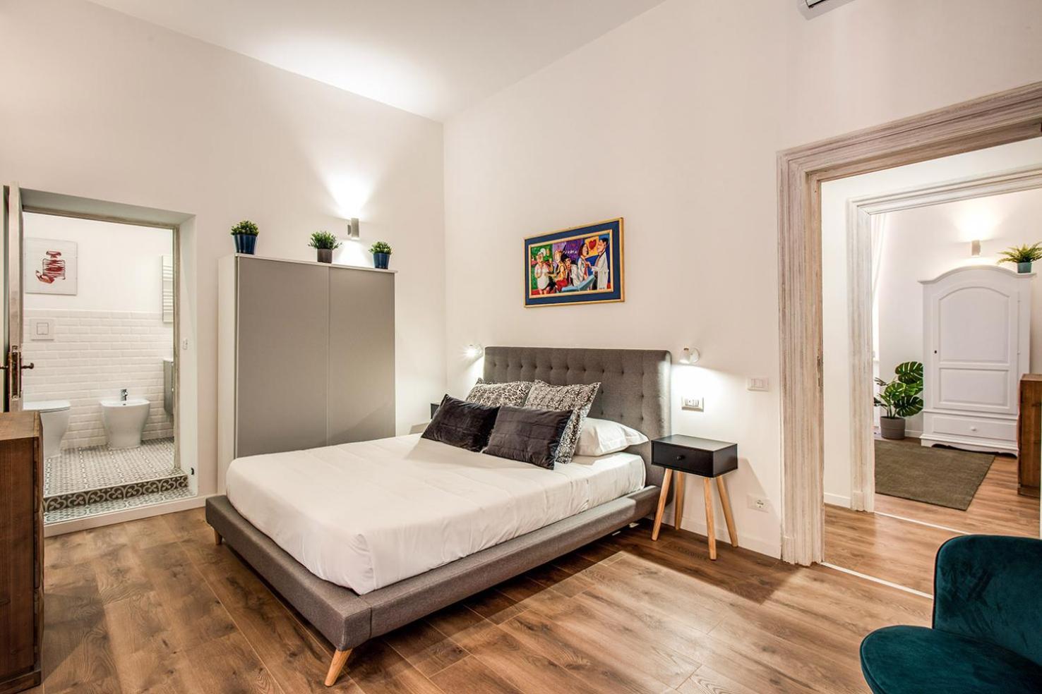 Monti Quiet And Spacious Apartment Рим Екстериор снимка